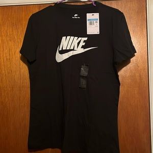 Women’s Nike Tee